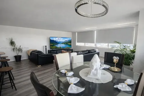 2750 NE 183rd Street Aventura FL 33160