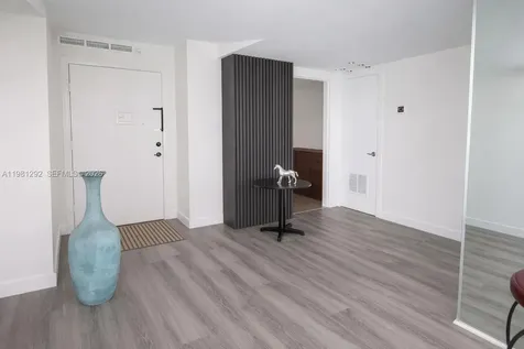 2750 NE 183rd Street Aventura FL 33160
