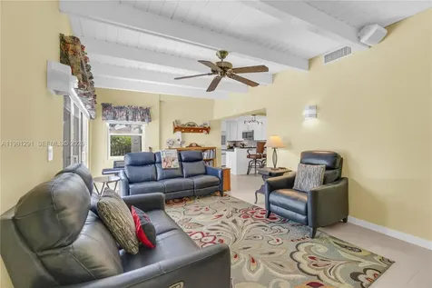 11611 SW 106th Terrace Miami FL 33176