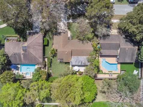 11611 SW 106th Terrace Miami FL 33176