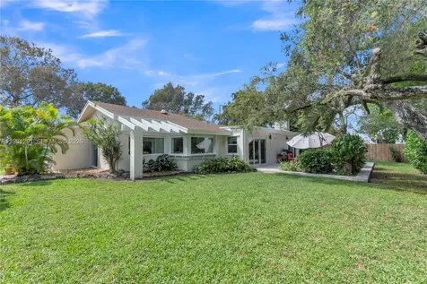 11611 SW 106th Terrace Miami FL 33176