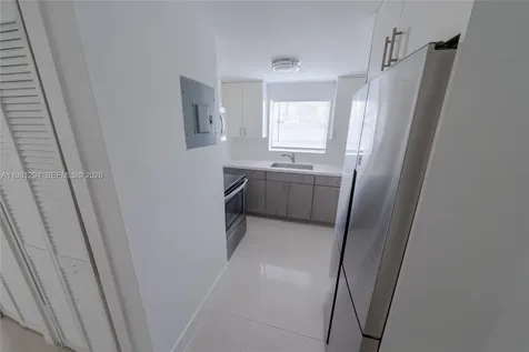 1890 NW 35th Street Miami FL 33142