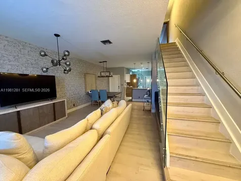 3813 Tree Top Drive Weston FL 33332