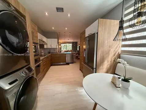 3813 Tree Top Drive Weston FL 33332
