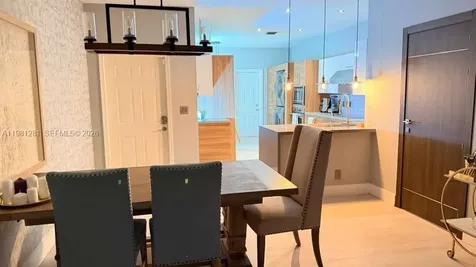 3813 Tree Top Drive Weston FL 33332