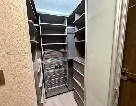 3813 Tree Top Drive Weston FL 33332