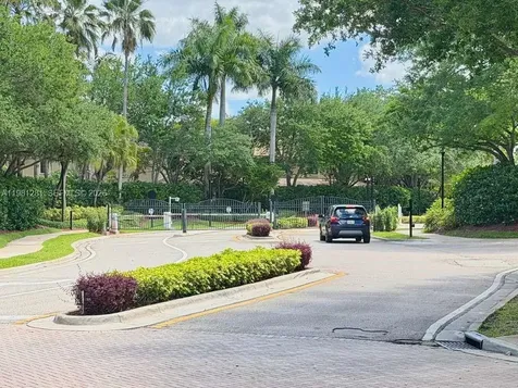 3813 Tree Top Drive Weston FL 33332