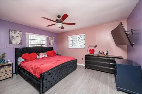 2610 NW 33rd Street Miami FL 33142