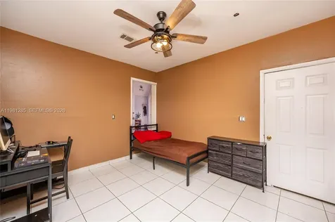 2610 NW 33rd Street Miami FL 33142