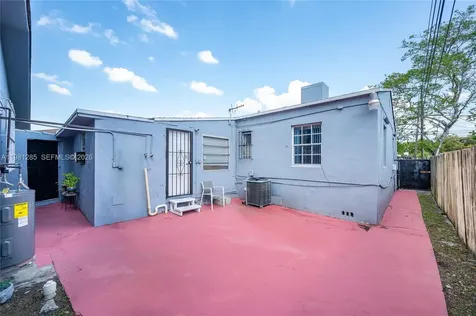 2610 NW 33rd Street Miami FL 33142
