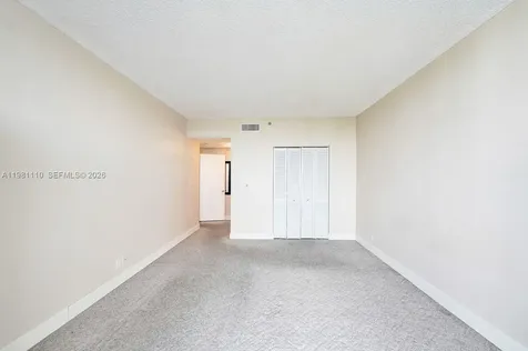 20281 E Country Club Drive Aventura FL 33180