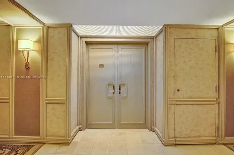 20281 E Country Club Drive Aventura FL 33180