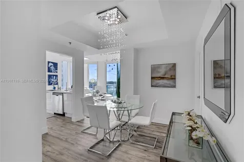 6515 Collins Avenue Miami Beach FL 33141