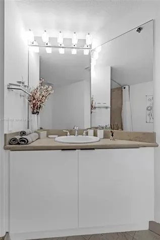 6515 Collins Avenue Miami Beach FL 33141