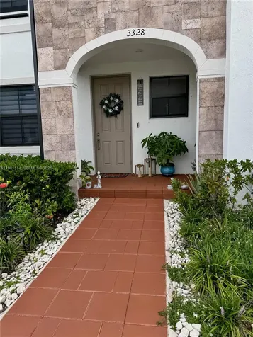 3328 W 114th Terrace Hialeah FL 33018