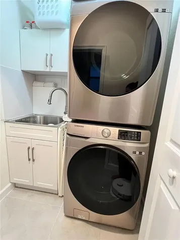 3328 W 114th Terrace Hialeah FL 33018
