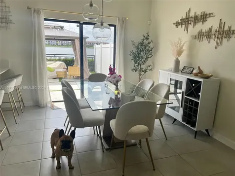 3328 W 114th Terrace Hialeah FL 33018