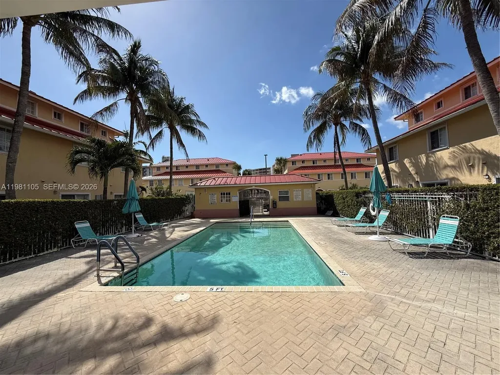 2032 NE 167th Street North Miami Beach FL 33162