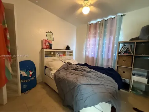 2032 NE 167th Street North Miami Beach FL 33162