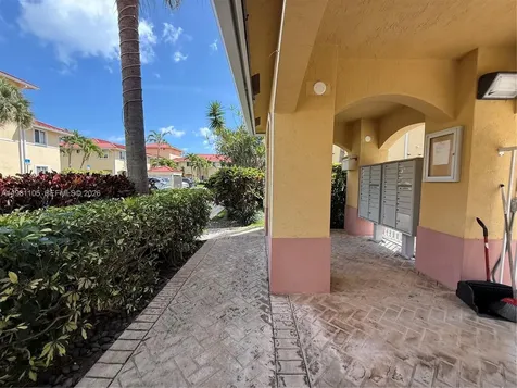 2032 NE 167th Street North Miami Beach FL 33162
