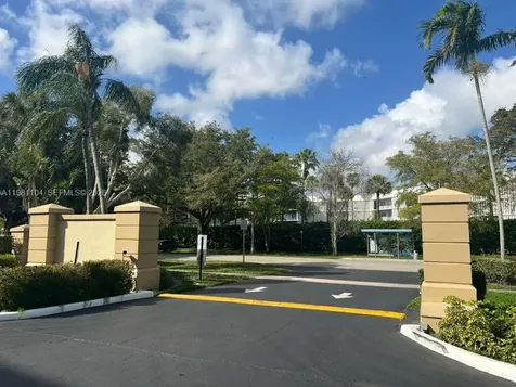 800 NE 195th Street Miami FL 33179