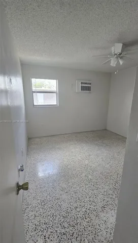 142 SW 18th Avenue Miami FL 33135