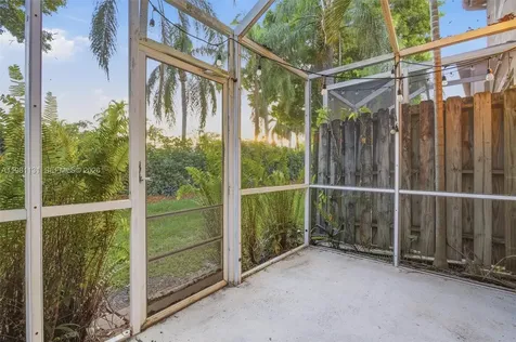 2066 Madeira Drive Weston FL 33327