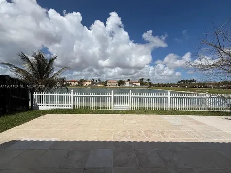 4045 NE 15th Street Homestead FL 33033