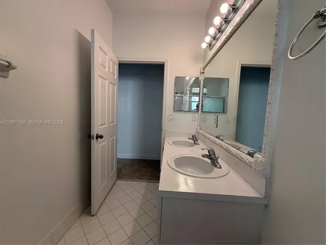4045 NE 15th Street Homestead FL 33033