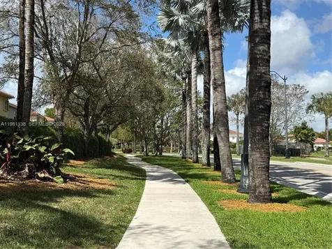 4045 NE 15th Street Homestead FL 33033
