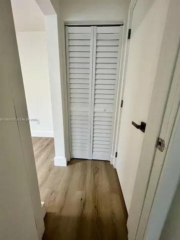833 W 39th Street Miami Beach FL 33140