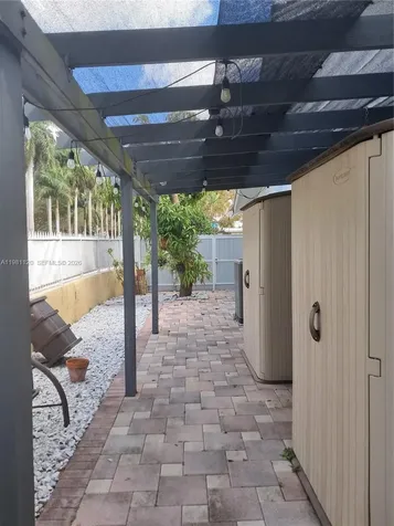 Miami FL 33186