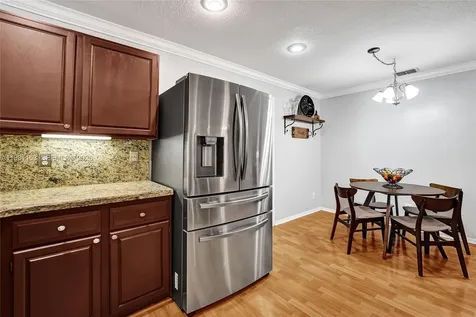 1741 W Oak Knoll Circle Davie FL 33324
