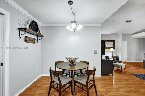 1741 W Oak Knoll Circle Davie FL 33324