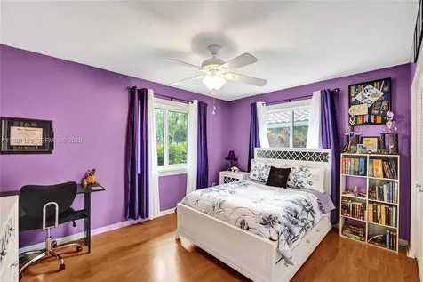 1741 W Oak Knoll Circle Davie FL 33324