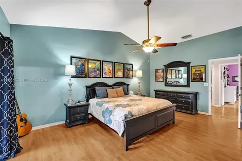 1741 W Oak Knoll Circle Davie FL 33324