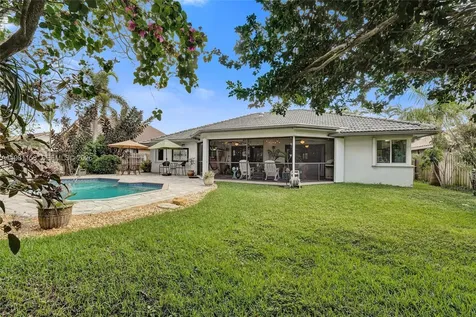1741 W Oak Knoll Circle Davie FL 33324