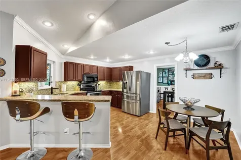 1741 W Oak Knoll Circle Davie FL 33324