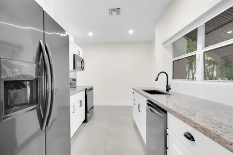 52 NW 47th Terrace Miami FL 33127