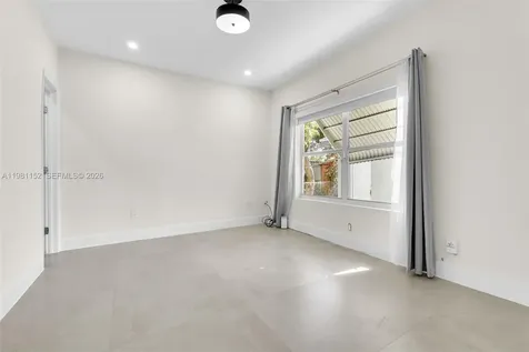 52 NW 47th Terrace Miami FL 33127