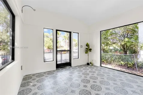 52 NW 47th Terrace Miami FL 33127