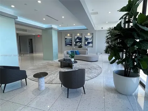 20301 W Country Club Drive Aventura FL 33180