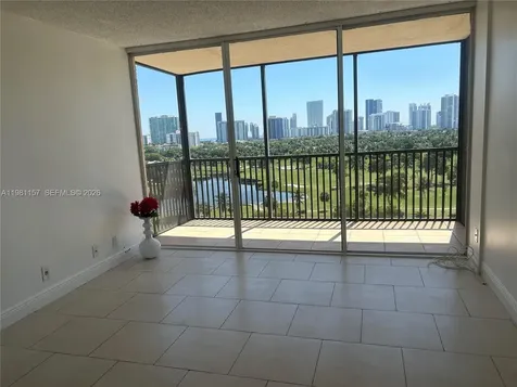 20301 W Country Club Drive Aventura FL 33180