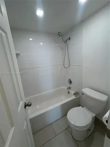 20301 W Country Club Drive Aventura FL 33180