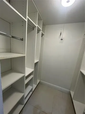 20301 W Country Club Drive Aventura FL 33180