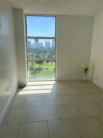 20301 W Country Club Drive Aventura FL 33180