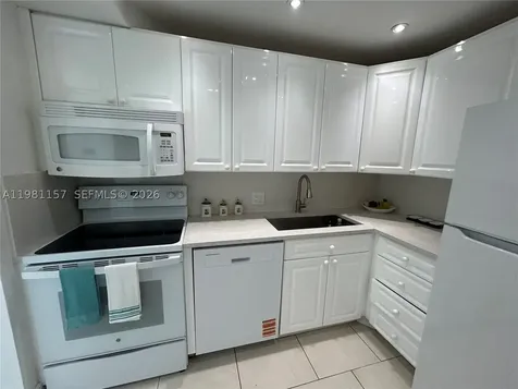 20301 W Country Club Drive Aventura FL 33180