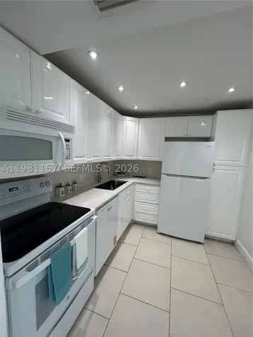 20301 W Country Club Drive Aventura FL 33180