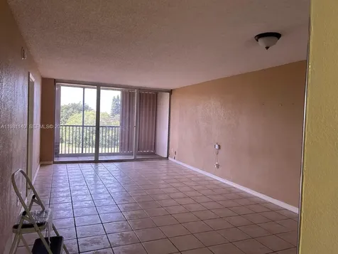 3671 Environ Boulevard Lauderhill FL 33319