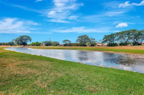 3671 Environ Boulevard Lauderhill FL 33319